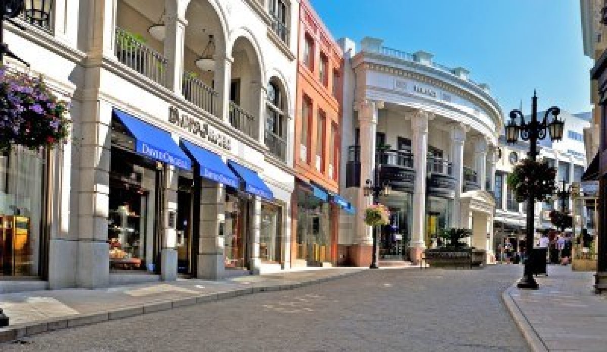 Shops on Rodeo Drive